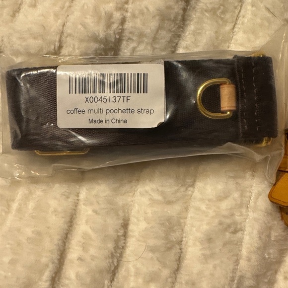 Louis Vuitton Monogram Shoulder Bag in Brown and Tan - Picture 14 of 14